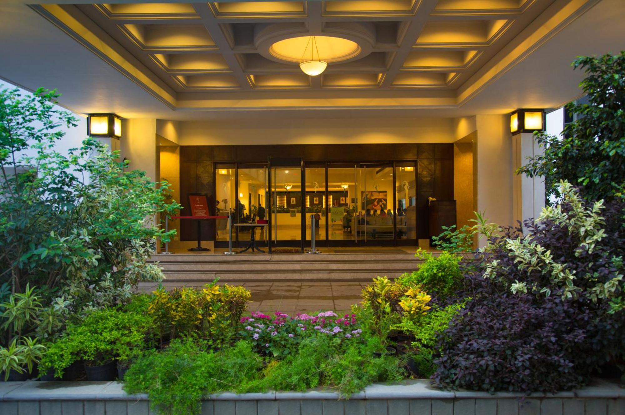 Greenpark Hyderabad Bagian luar foto